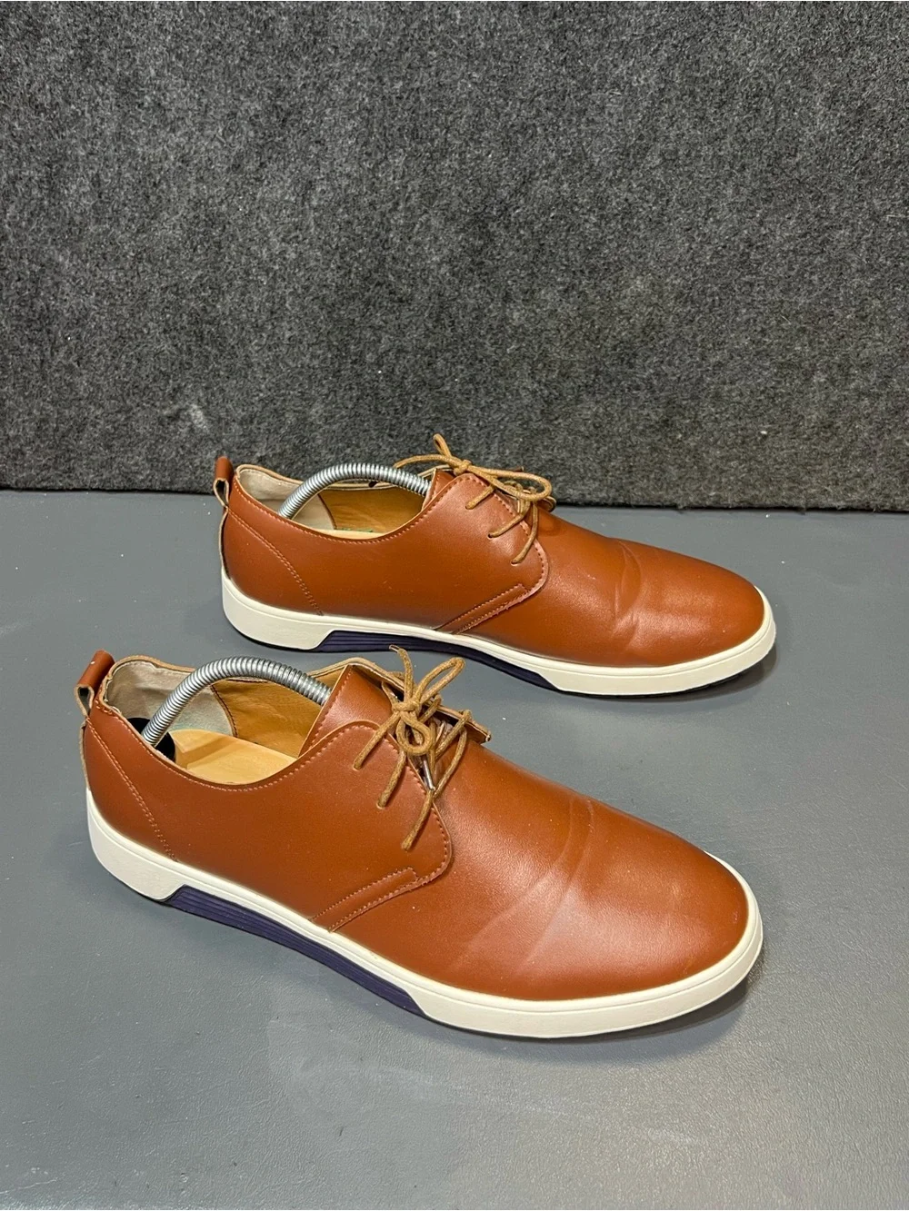 Konhill Men's Casual Oxford Shoes Size 9.5/10 (measured)